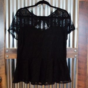 Black lace peplum top size 3x